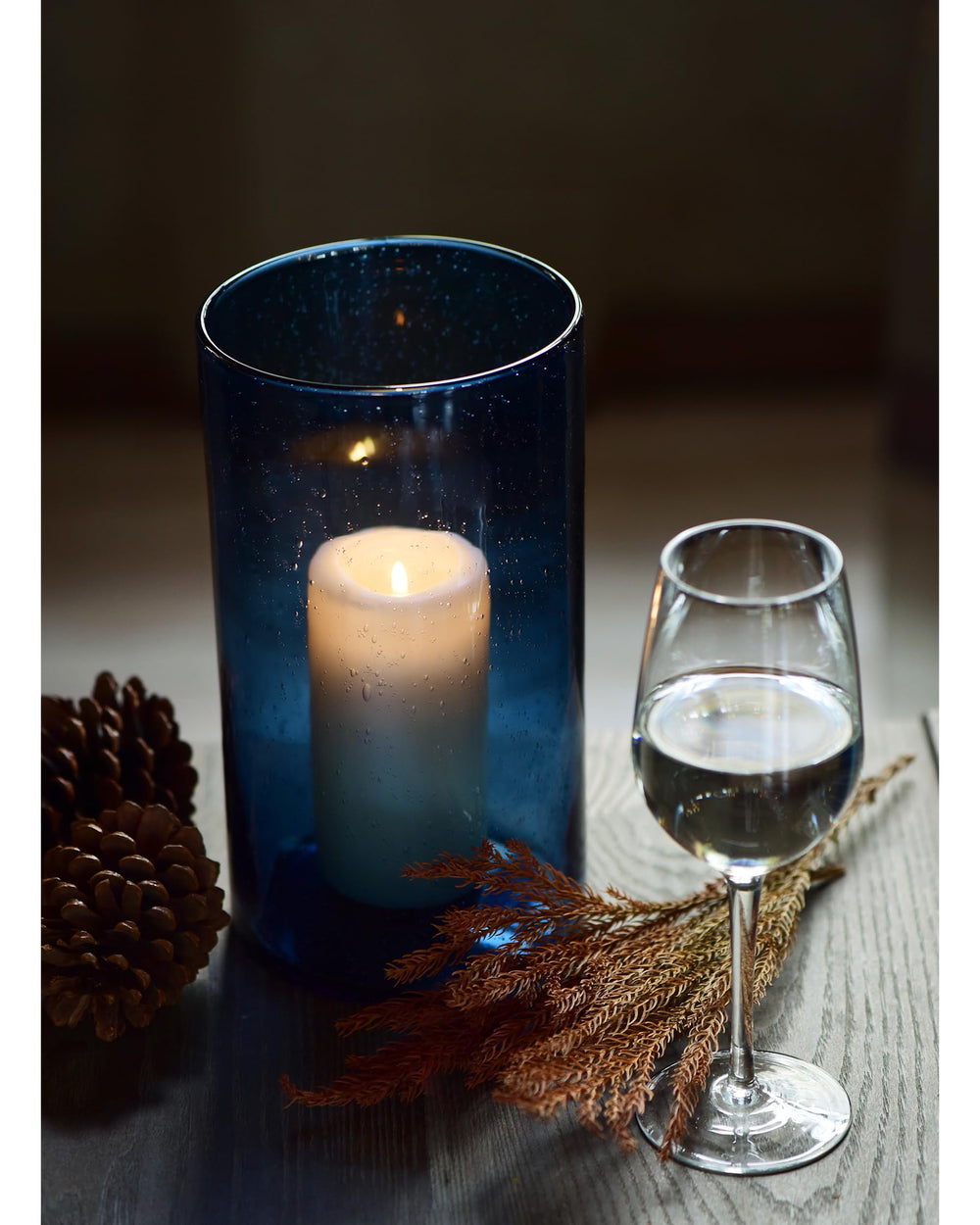 ARIAMOTION Hand-Blown Glass Hurricane Candle Holders – Set of 3