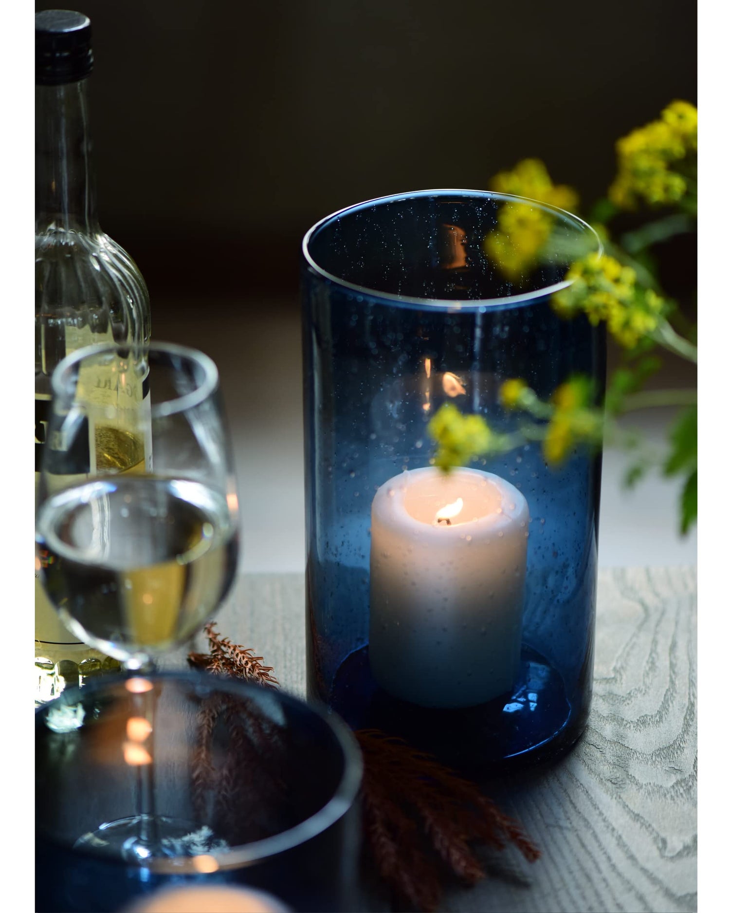 ARIAMOTION Hand-Blown Glass Hurricane Candle Holders – Set of 3